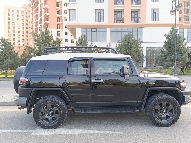 Toyota FJ Cruiser 2006, 147,000 km - 4.0 l - Bakı
