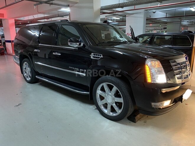 Cadillac Escalade-2