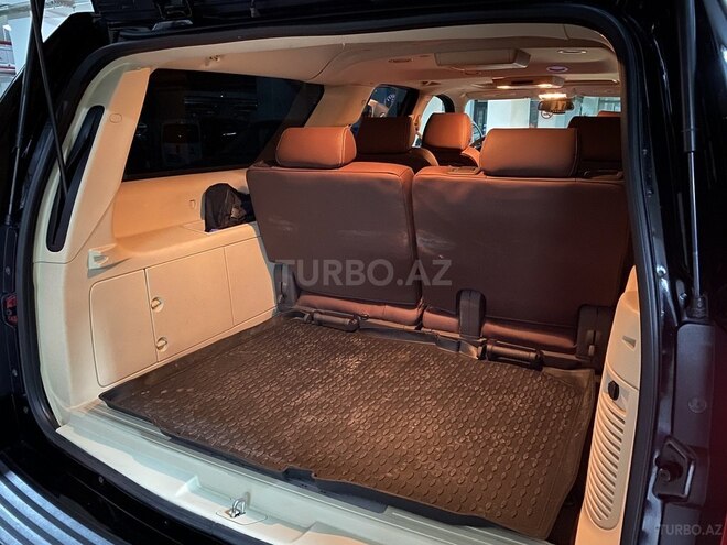 Cadillac Escalade-5
