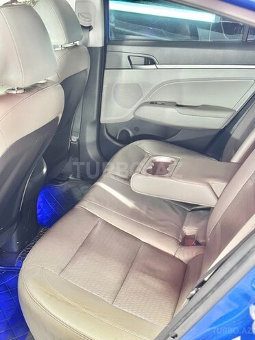 Hyundai Elantra 2017, 180,600 km - 2.0 л - Sumqayıt