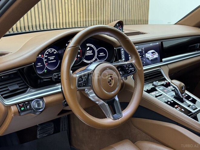 Porsche Panamera 2018, 98,000 km - 3.0 l - Bakı