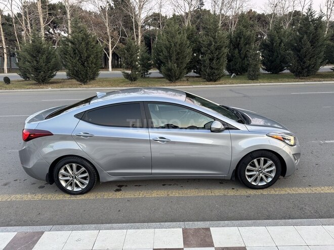 Hyundai Elantra 2015, 122,310 km - 1.8 l - Şəmkir