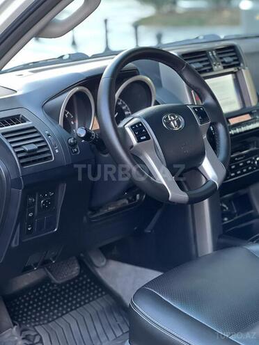 Toyota Land Cruiser Prado 2012, 195,000 km - 2.7 l - Bakı