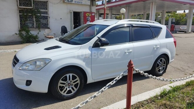 Kia Ceed 2008, 300,000 km - 1.6 л - Füzuli
