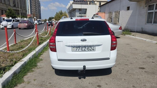Kia Ceed 2008, 300,000 km - 1.6 л - Füzuli