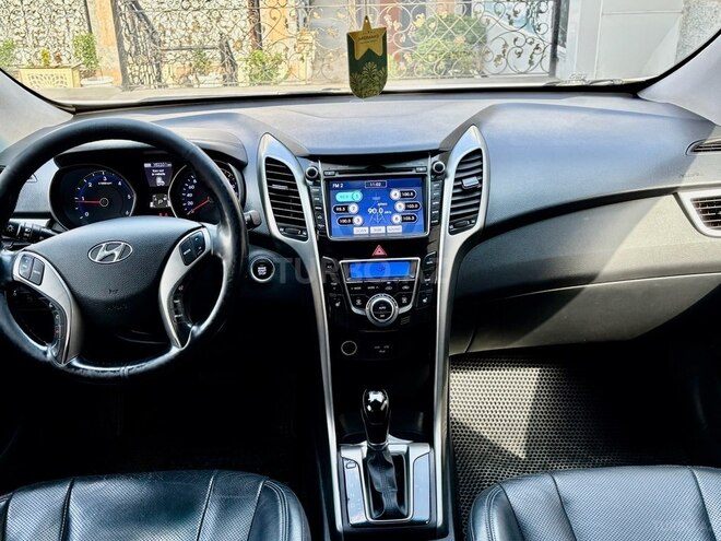 Hyundai i30 2015, 182,000 km - 1.6 l - Bakı