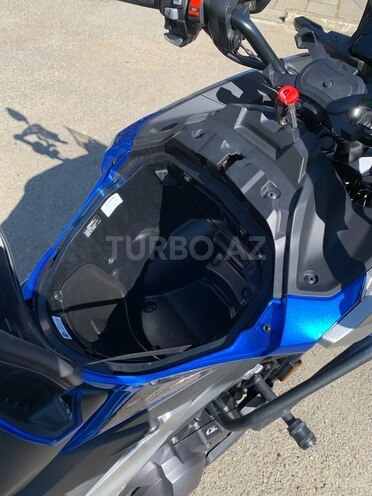Honda NC750XD-5
