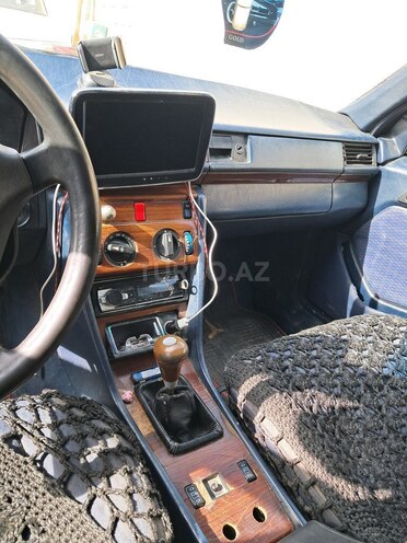 Mercedes E 200 1991, 120,000 km - 2.0 л - Bakı