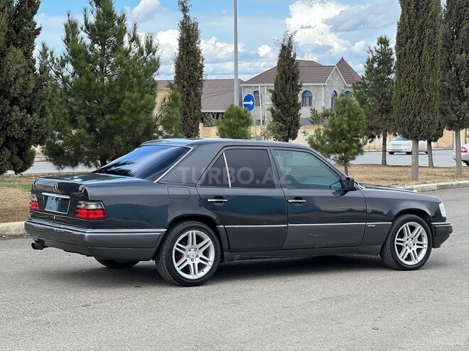 Mercedes E 220 1994, 526,000 km - 2.2 l - Gəncə