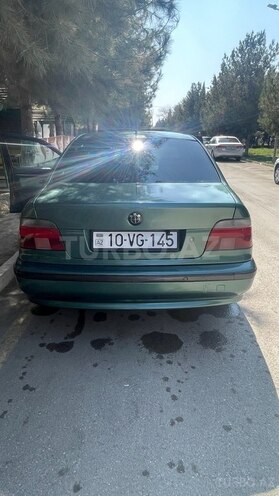 BMW 528 2000, 308,000 km - 2.8 л - Şirvan