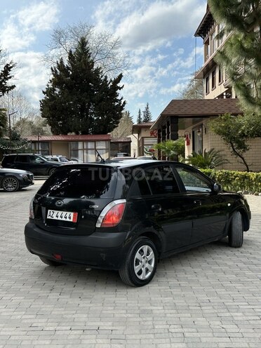 Kia Rio 2005, 365,000 km - 1.5 l - Masallı