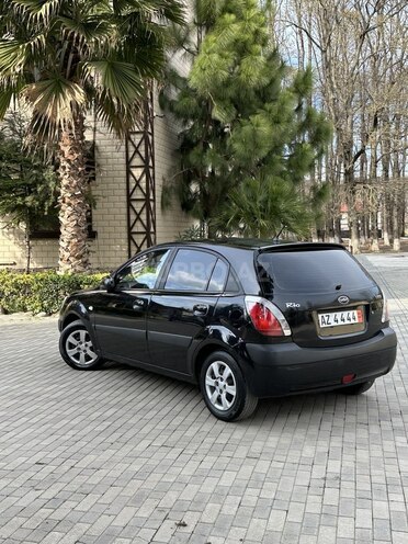 Kia Rio 2005, 365,000 km - 1.5 l - Masallı