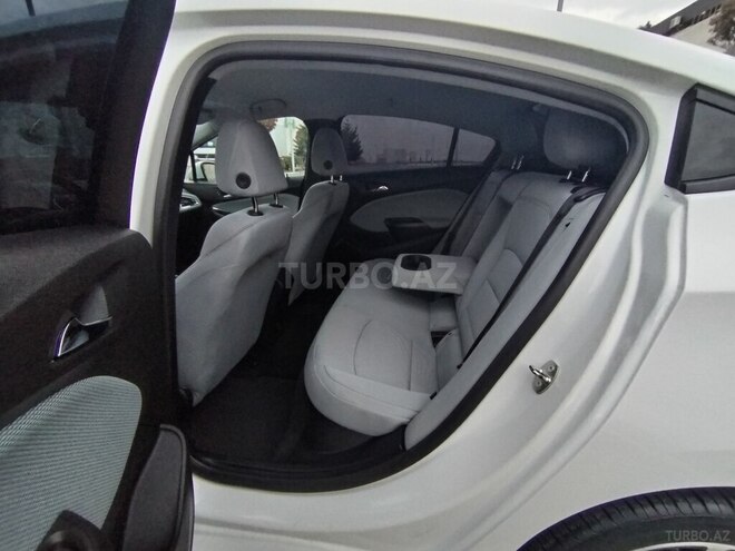 Chevrolet Cruze 2018, 110,000 km - 1.4 l - Bakı