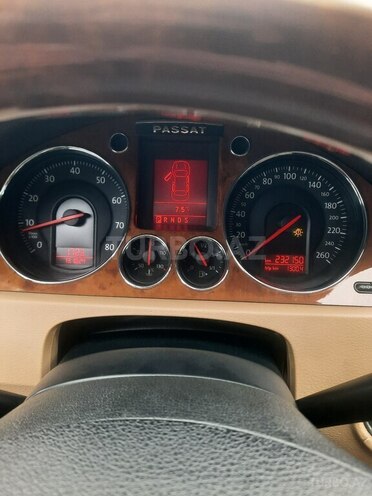 Volkswagen Passat 2008, 232,000 km - 2.0 l - Bakı