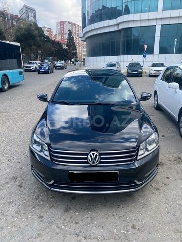 Volkswagen Passat 2011, 237,859 km - 1.8 l - Bakı