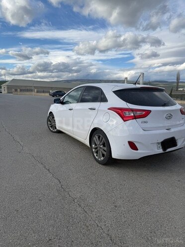 Hyundai i30 2015, 220,000 km - 1.6 л - Bakı