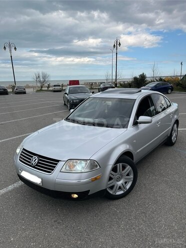 Volkswagen Passat 2003, 322,000 km - 1.8 л - Sumqayıt