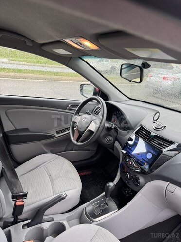 Hyundai Accent 2017, 206,000 km - 1.6 л - Bakı