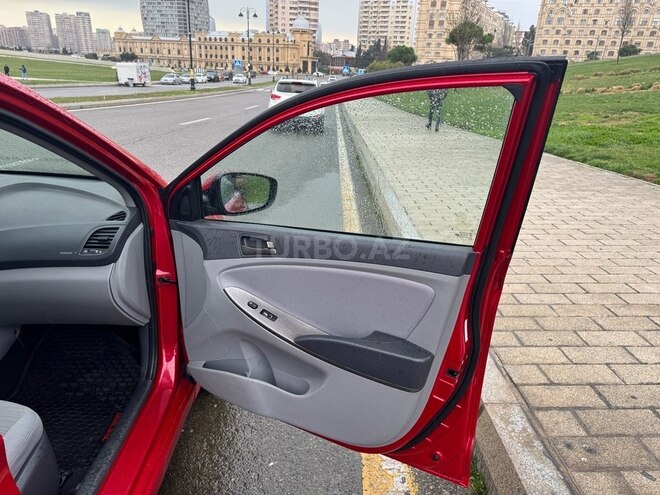 Hyundai Accent 2017, 206,000 km - 1.6 л - Bakı