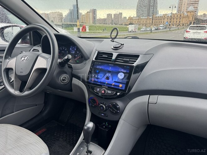 Hyundai Accent 2017, 206,000 km - 1.6 л - Bakı