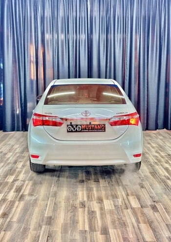 Toyota Corolla 2013, 219,969 km - 1.6 l - Sumqayıt