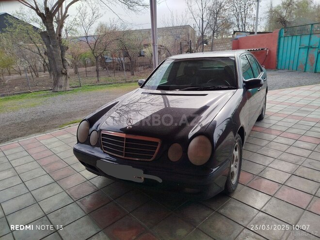 Mercedes E 200 1999, 357,920 km - 2.0 l - Bakı