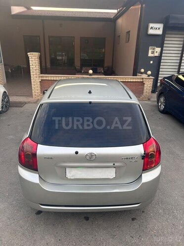 Toyota Corolla 2004, 480,000 km - 1.4 l - Şirvan