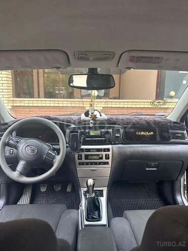 Toyota Corolla 2004, 480,000 km - 1.4 l - Şirvan