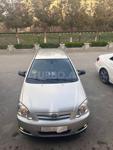 Toyota Corolla 2004, 480,000 km - 1.4 l - Şirvan