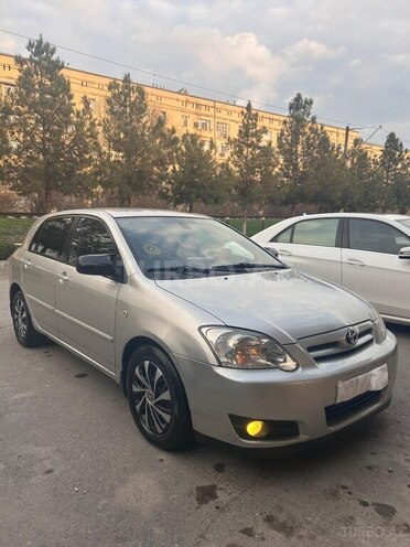 Toyota Corolla 2004, 480,000 km - 1.4 l - Şirvan
