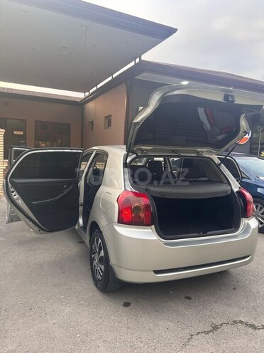 Toyota Corolla 2004, 480,000 km - 1.4 l - Şirvan