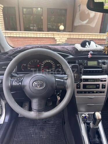 Toyota Corolla 2004, 480,000 km - 1.4 l - Şirvan