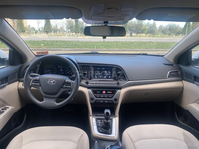 Hyundai Elantra 2017, 74,100 km - 2.0 l - Sumqayıt