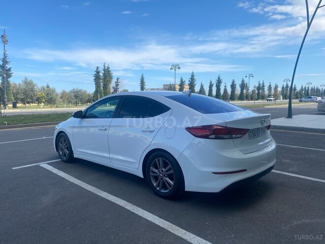 Hyundai Elantra 2017, 74,100 km - 2.0 l - Sumqayıt