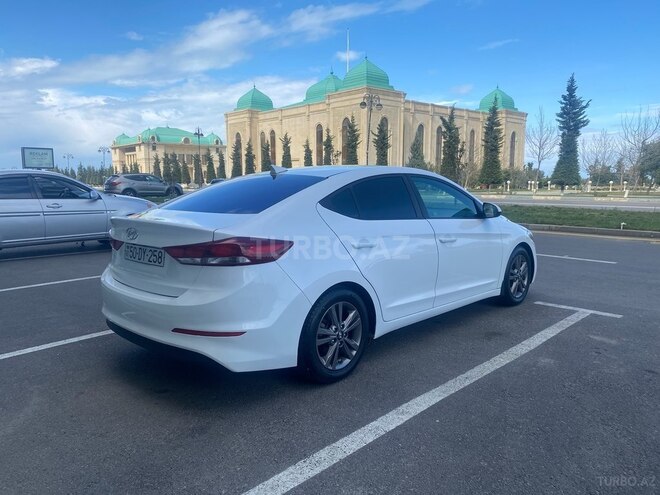 Hyundai Elantra 2017, 74,100 km - 2.0 l - Sumqayıt