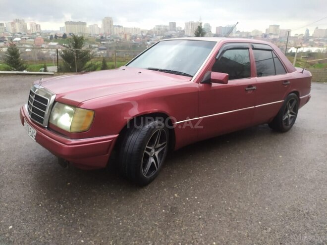 Mercedes E 220 1994, 263,632 km - 2.2 л - Ağstafa