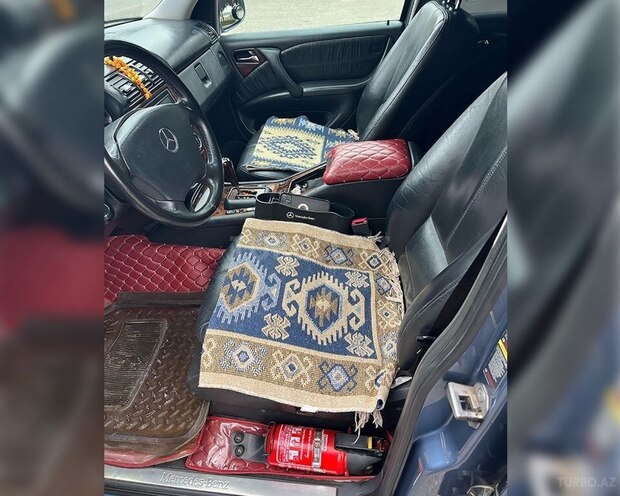 Mercedes ML 270 4MATIC 2003, 581,000 km - 2.7 л - Bakı
