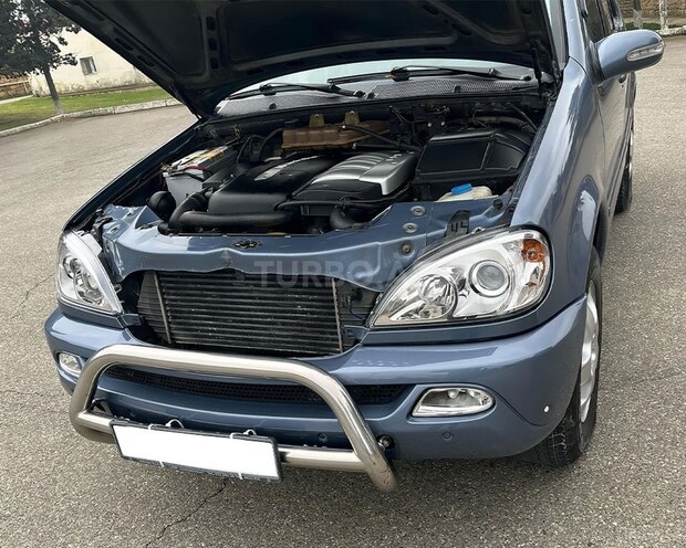 Mercedes ML 270 4MATIC 2003, 581,000 km - 2.7 л - Bakı