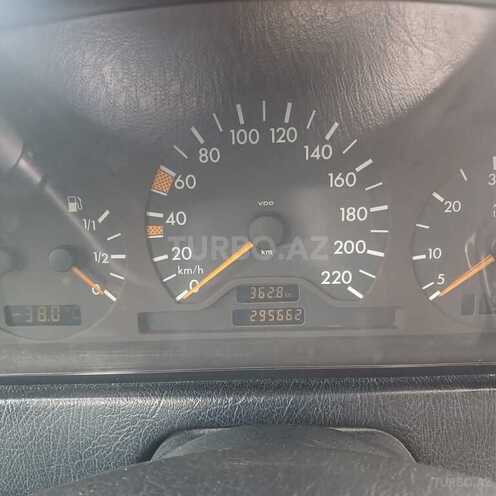 Mercedes C 220 d 1999, 295,000 km - 2.2 l - Bakı