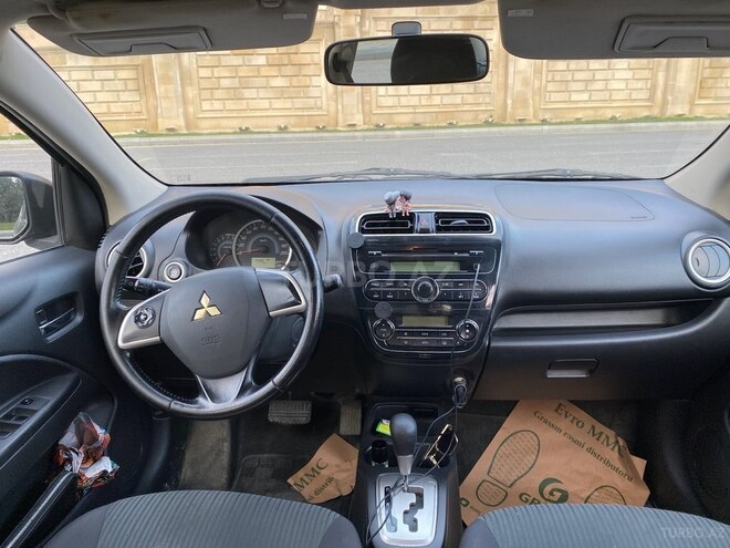 Mitsubishi Attrage 2015, 240,000 km - 1.2 л - Bakı