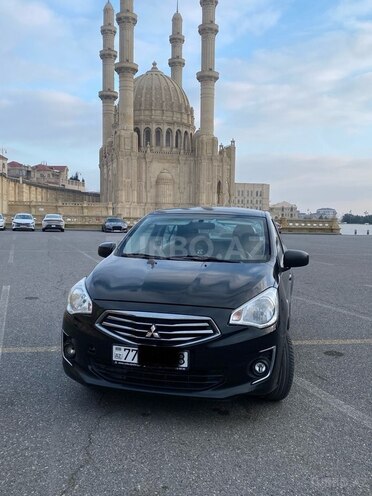 Mitsubishi Attrage 2015, 240,000 km - 1.2 л - Bakı