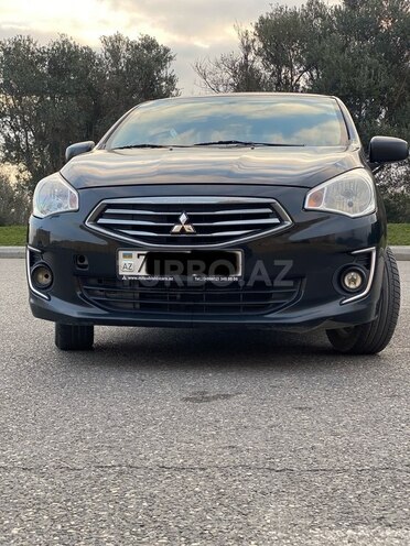 Mitsubishi Attrage 2015, 240,000 km - 1.2 л - Bakı