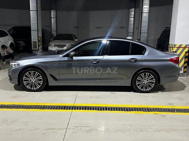BMW 530e 2018, 129,000 km - 2.0 l - Bakı
