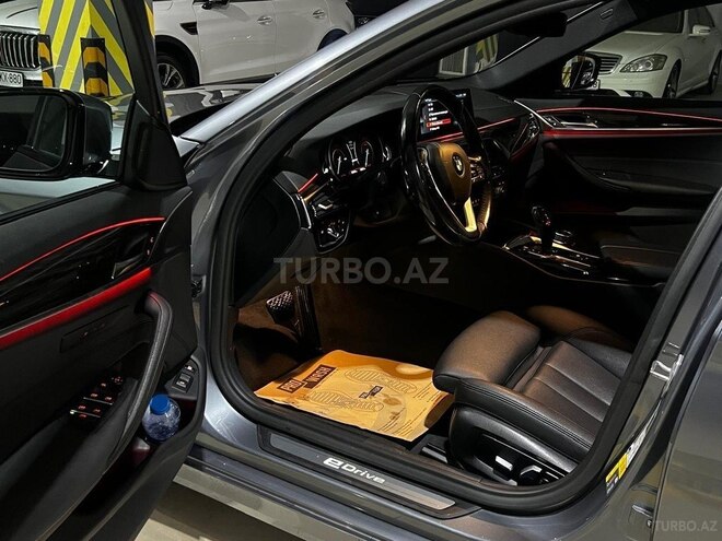 BMW 530e 2018, 129,000 km - 2.0 l - Bakı