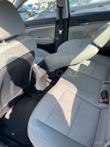 Hyundai Elantra 2016, 147,000 km - 2.0 л - Bakı