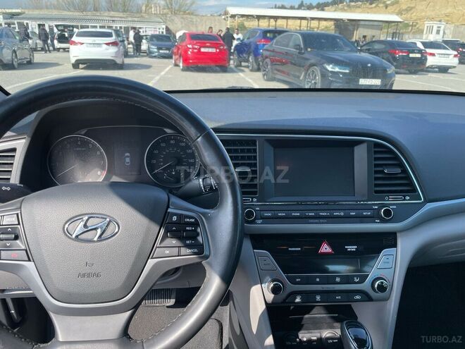 Hyundai Elantra 2016, 147,000 km - 2.0 л - Bakı