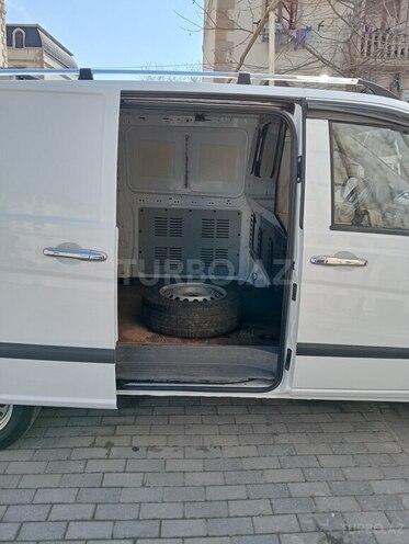 Mercedes Vito 111 2009, 189,000 km - 2.2 l - Xırdalan