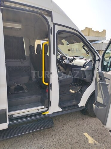 Ford Transit 2015, 323,500 km - 2.2 l - Bakı