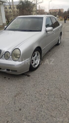 Mercedes E 240 1999, 237,000 km - 2.4 l - Sumqayıt