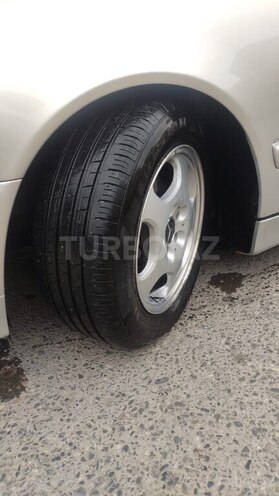 Mercedes E 240 1999, 237,000 km - 2.4 l - Sumqayıt